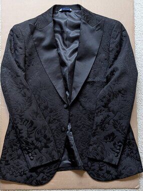 Kilburne and Finch Black Floral Suit set. Size 42R, 36W - Slim Fit